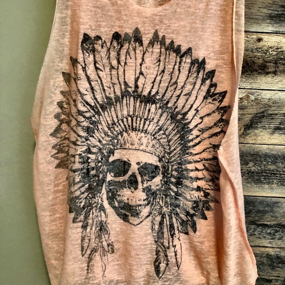 Indian Skull W/ Feathers Tank Top - Picture 1 of 1